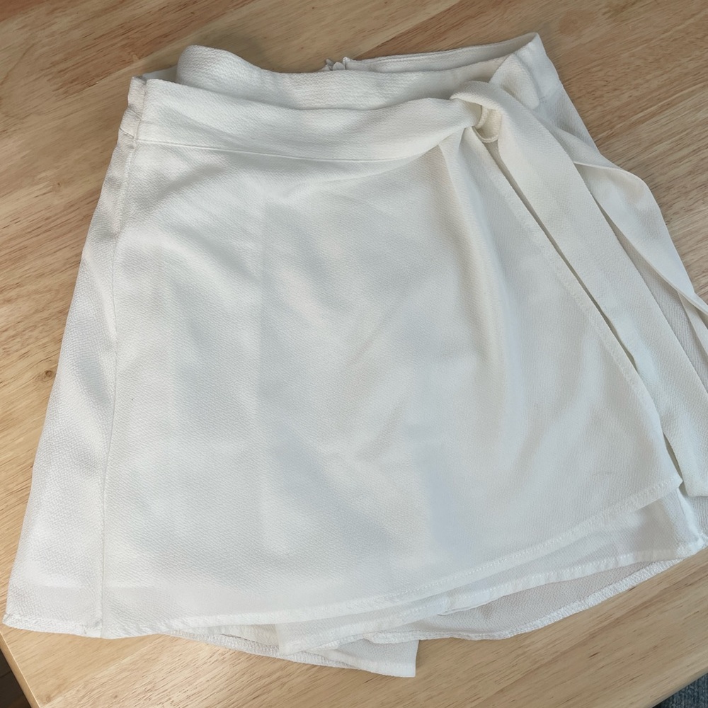 Sabo Skirt White Wrap Skort